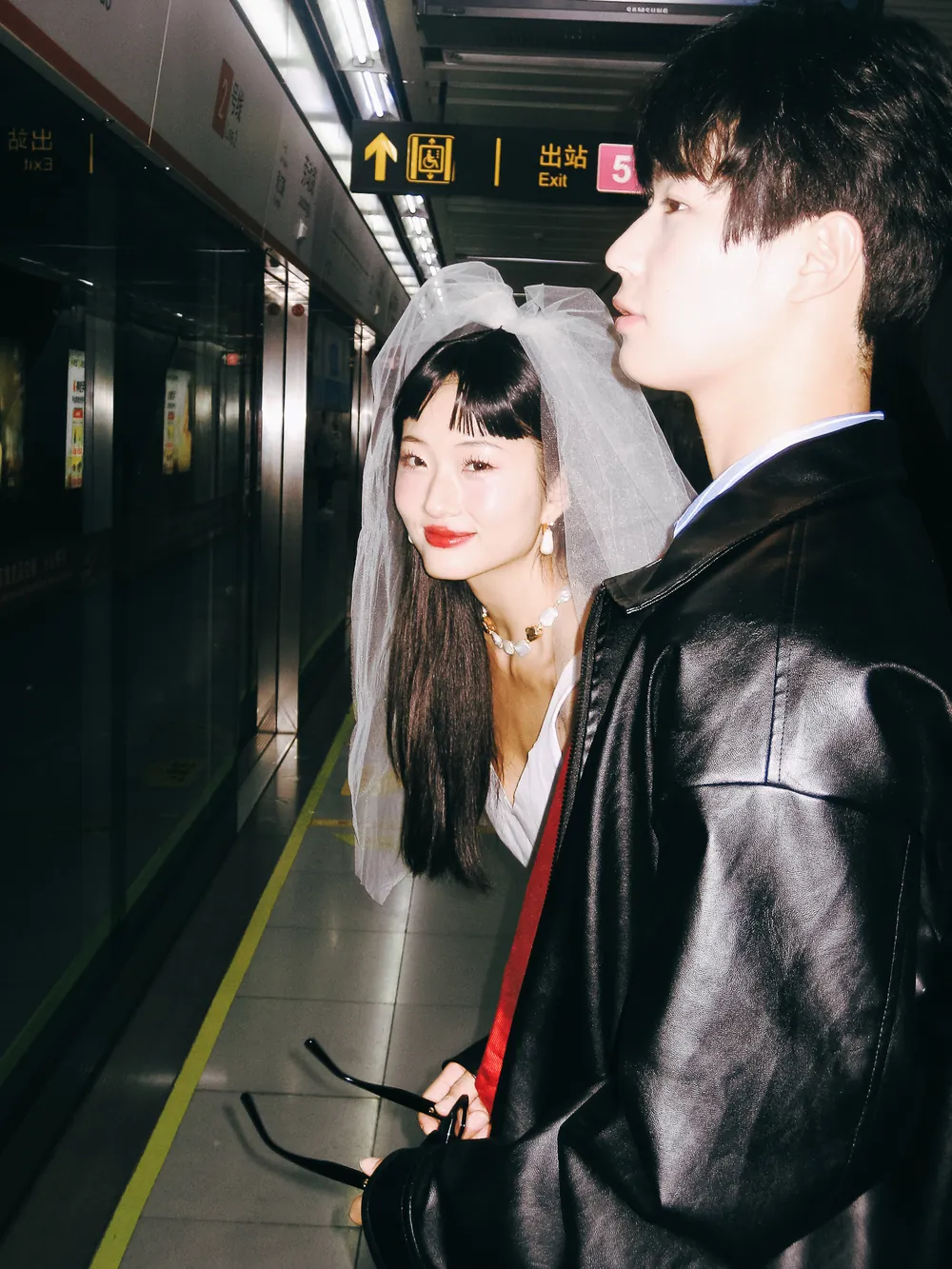 Bộ Sưu Tập Preset Và Cấu Hình Màu Khải Niệm - Giả Lập Màu Phim Điện Ảnh Hoài Cổ (XMP) 16 thelanb com 13 web 5